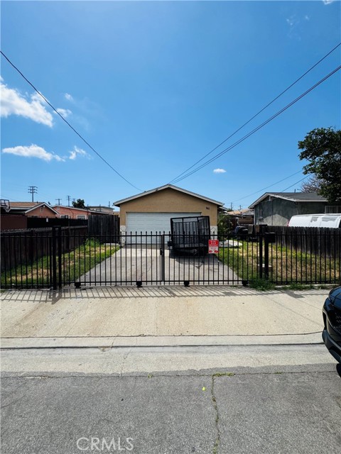 7411 Elsie Street, Los Angeles CA: https://media.crmls.org/medias/37bec074-f56e-4559-8aa1-a89c774e161d.jpg