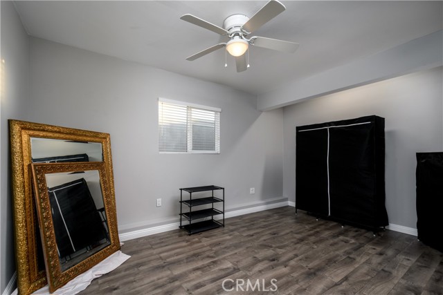 Image 25 of 31 For 1126 Naples  