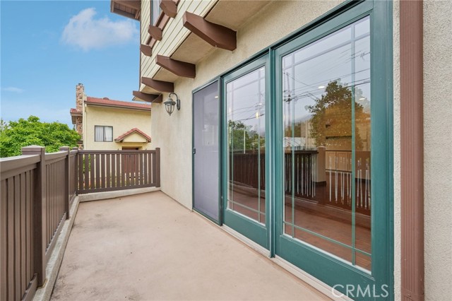 50 Esperanza Avenue, Sierra Madre CA: https://media.crmls.org/medias/37c0a3b4-ba4a-4dbc-b3ea-4c1987e38df7.jpg