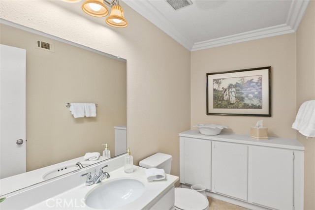 Detail Gallery Image 13 of 32 For 32295 via Arias, Temecula,  CA 92592 - 4 Beds | 2 Baths