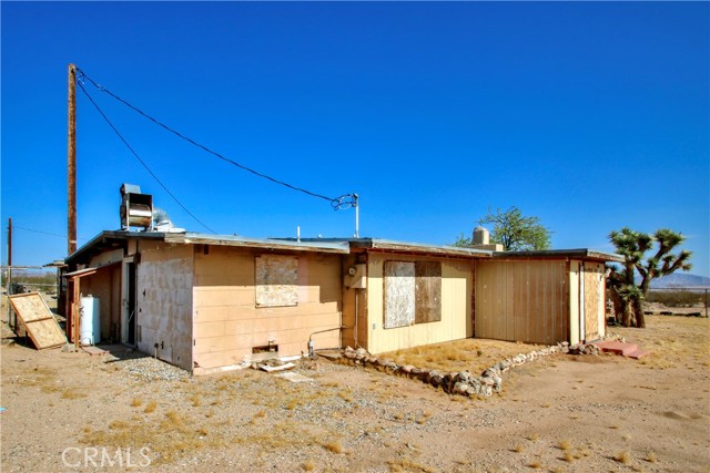 Detail Gallery Image 14 of 45 For 62105 Moon Dr, Joshua Tree,  CA 92252 - 1 Beds | 2 Baths