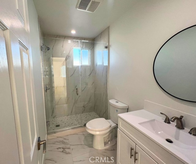 Detail Gallery Image 3 of 6 For 6705 Denny Ave, North Hollywood,  CA 91606 - 2 Beds | 1 Baths