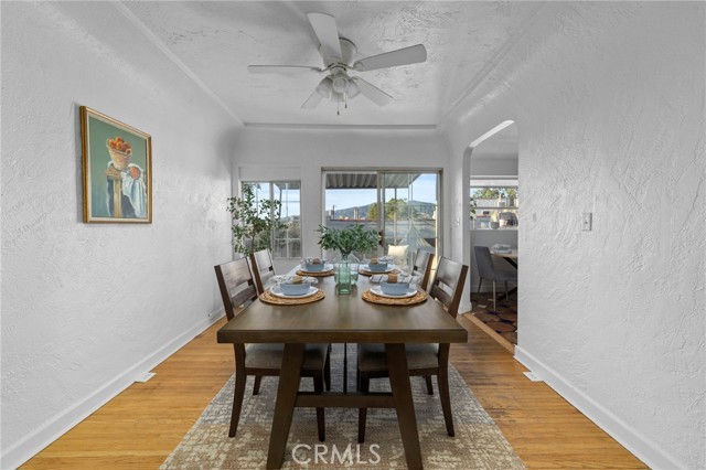 Detail Gallery Image 11 of 33 For 1119 Princeton Dr, Glendale,  CA 91205 - 2 Beds | 1 Baths