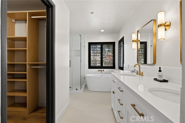 134 Monte Vista Avenue, Costa Mesa CA: https://media.crmls.org/medias/37c3785c-71af-430f-8e2f-d197b479a140.jpg