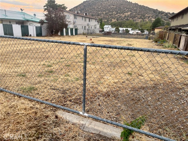 Detail Gallery Image 7 of 7 For 1106 S. Oregon St., Yreka,  CA 96097 - – Beds | – Baths
