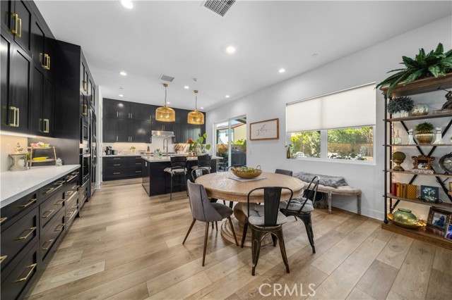 Detail Gallery Image 17 of 61 For 19127 Malabar St, Canyon Country,  CA 91351 - 5 Beds | 4 Baths