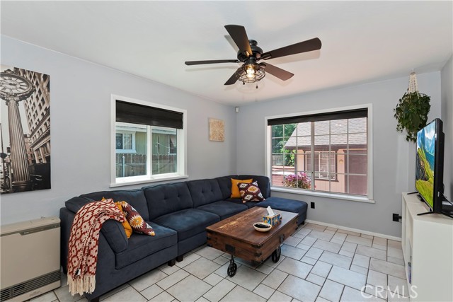 22989 Pine Lane, Crestline CA: https://media.crmls.org/medias/37c4ed14-414f-4b8d-afaf-14b4a5692cec.jpg
