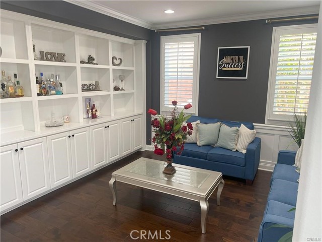 4866 Stoneglen Avenue, Fontana CA: https://media.crmls.org/medias/37c50b76-f1f2-4272-a390-1be2b5ce97c4.jpg