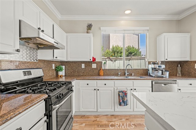 Detail Gallery Image 14 of 47 For 5669 Sagebrush St, Chino Hills,  CA 91709 - 4 Beds | 3 Baths