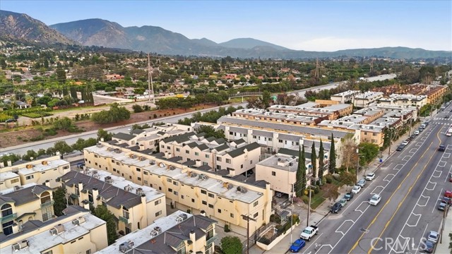 Detail Gallery Image 39 of 43 For 14325 Foothill #9,  Sylmar,  CA 91342 - 2 Beds | 2/1 Baths