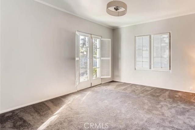 Detail Gallery Image 14 of 22 For 10447 Whipple St, Toluca Lake,  CA 91602 - 3 Beds | 2 Baths