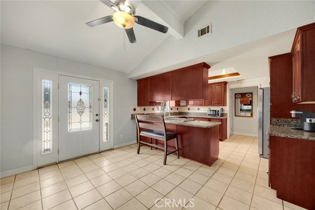 Detail Gallery Image 13 of 28 For 1317 1st St, Norco,  CA 92860 - 4 Beds | 2 Baths