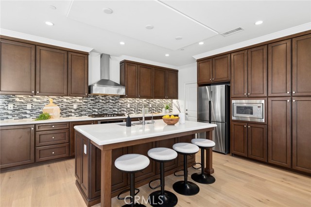 Detail Gallery Image 6 of 17 For 76 Decker, Irvine,  CA 92620 - 3 Beds | 2/1 Baths