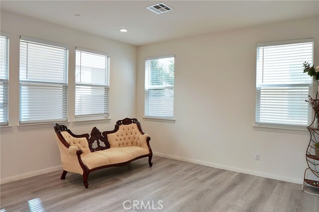 Detail Gallery Image 9 of 57 For 10519 Wilding Dr, Rancho Cucamonga,  CA 91730 - 3 Beds | 3/1 Baths
