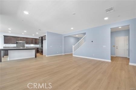 2748 Devonshire Lane, Ontario CA: https://media.crmls.org/medias/37c860c5-4ee3-451e-ae7c-3b115a70627b.jpg