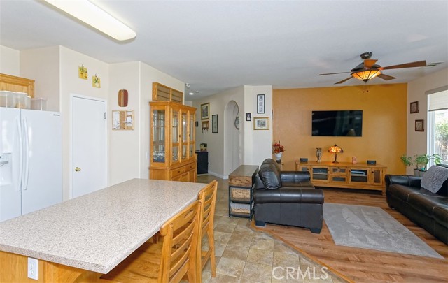Detail Gallery Image 7 of 24 For 14986 Salamander Ln, Victorville,  CA 92394 - 3 Beds | 2 Baths