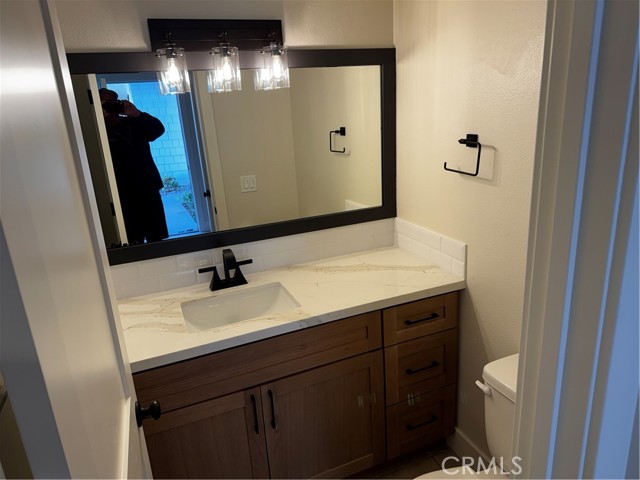 Detail Gallery Image 3 of 23 For 16582 Jib Cir #3,  Huntington Beach,  CA 92649 - 2 Beds | 2/1 Baths