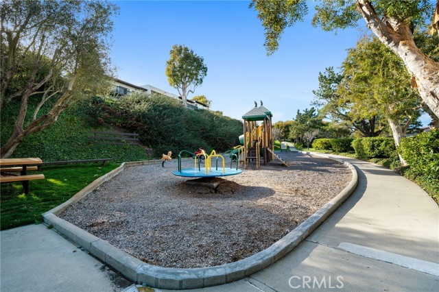 Detail Gallery Image 23 of 24 For 53 Sycamore Ln, Rolling Hills Estates,  CA 90274 - 3 Beds | 2 Baths