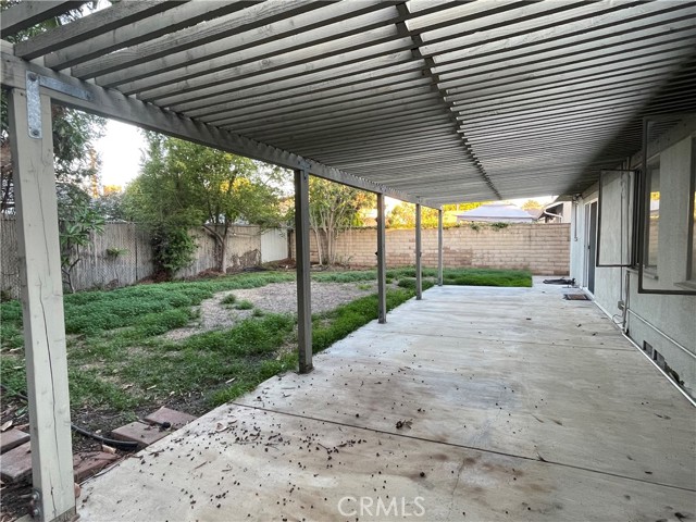 857 Encino Way photo 23