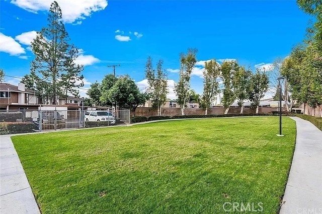 Detail Gallery Image 20 of 21 For 15500 Tustin Village #103,  Tustin,  CA 92780 - 2 Beds | 1/1 Baths