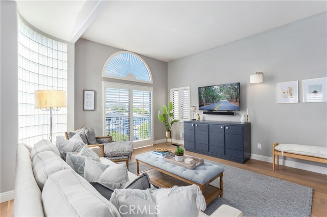 1733 SPRECKELS Lane, Redondo Beach, California 90278, 3 Bedrooms Bedrooms, ,2 BathroomsBathrooms,Residential,Sold,SPRECKELS,OC22109652
