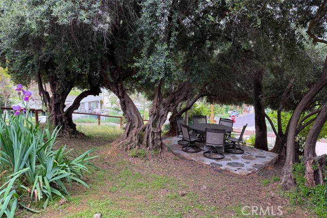 4986 7th Street, Mariposa CA: https://media.crmls.org/medias/37cc5283-a6b6-4991-bf0b-15bbf167b83d.jpg