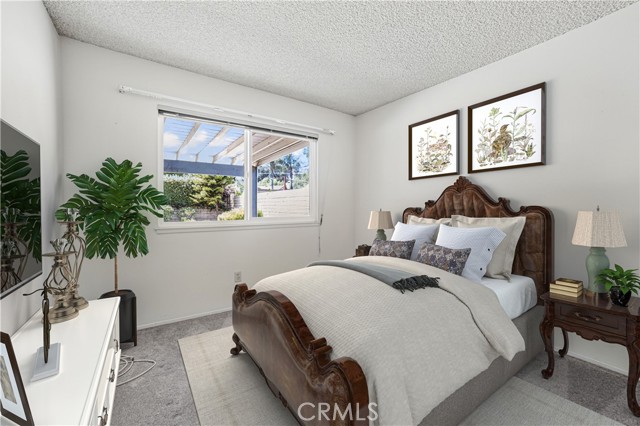 Detail Gallery Image 11 of 22 For 9429 Glade Ave, Chatsworth,  CA 91311 - 3 Beds | 2 Baths