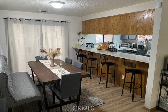 Detail Gallery Image 5 of 14 For 14335 Schooner, Helendale,  CA 92342 - 3 Beds | 2 Baths