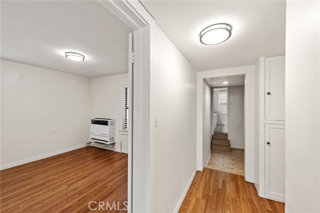 1634 Bayview Drive, Hermosa Beach CA: https://media.crmls.org/medias/37cfeda9-5a8e-418a-be2c-c62e2bed5575.jpg