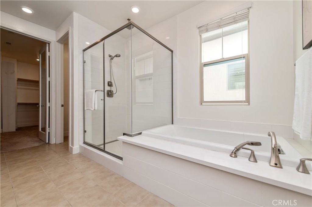 MLS #OC25280900 image #19