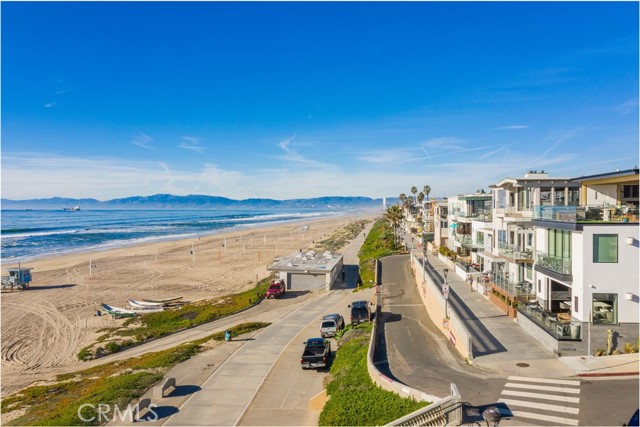 Detail Gallery Image 45 of 53 For 2200 the Strand a,  Manhattan Beach,  CA 90266 - 2 Beds | 2 Baths