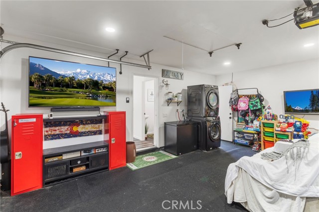 8129 Rancho Poderoso Road, Paramount CA: https://media.crmls.org/medias/37d0dcdd-1099-4bcc-a3ca-94214c3289ae.jpg