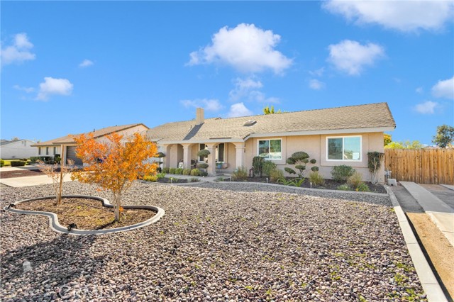 Detail Gallery Image 3 of 54 For 12718 Triple Tree Ter, Victorville,  CA 92392 - 3 Beds | 2 Baths