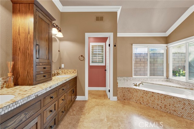 Detail Gallery Image 33 of 56 For 6535 E Yosemite, Orange,  CA 92867 - 4 Beds | 2 Baths