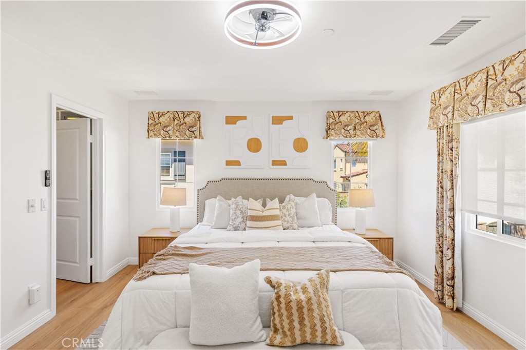 MLS #OC26155229 image #31