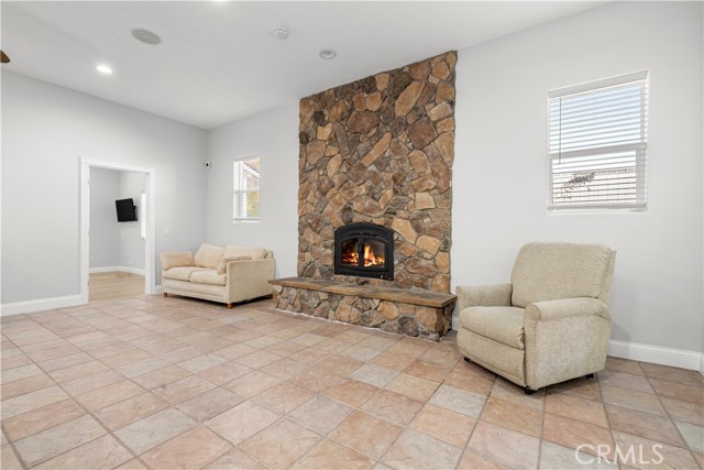 Detail Gallery Image 21 of 48 For 6998 Summit Valley Rd, Hesperia,  CA 92345 - 2 Beds | 2 Baths