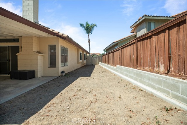13006 August Circle, Riverside CA: https://media.crmls.org/medias/37d25da5-bd67-4011-b4c7-3b4c4e321ab8.jpg