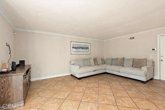 Detail Gallery Image 16 of 40 For 1027 Eclipse, Ontario,  CA 91762 - 4 Beds | 2/1 Baths