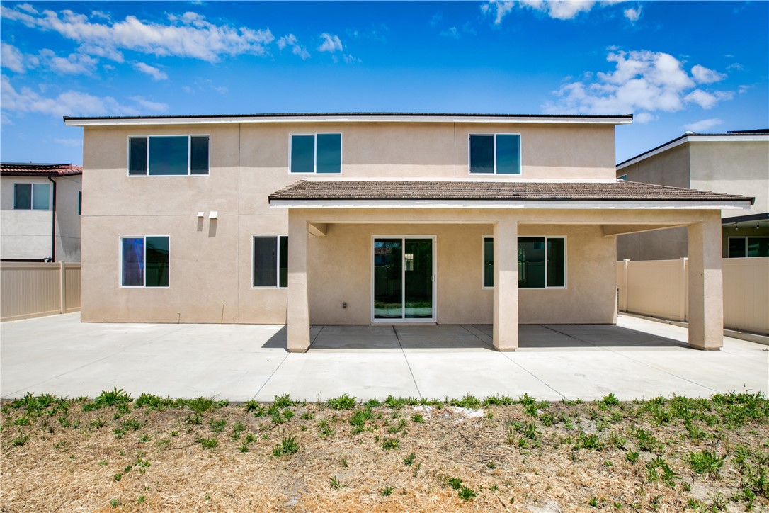Detail Gallery Image 30 of 32 For 11610 Daisy Ct, Jurupa Valley,  CA 91752 - 6 Beds | 4/1 Baths