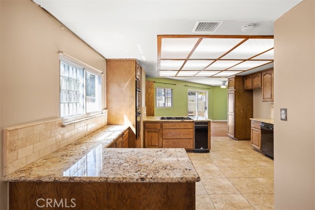 2109 North Evergreen Street photo 4