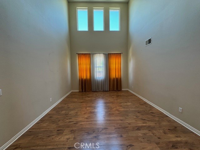Detail Gallery Image 9 of 53 For 16034 Skyridge Dr, Riverside,  CA 92509 - 4 Beds | 4 Baths