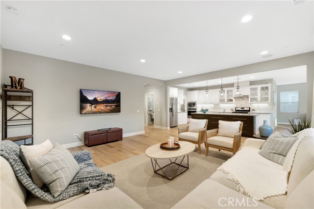 Detail Gallery Image 6 of 58 For 24513 Stargazer Way, Menifee,  CA 92584 - 4 Beds | 3/1 Baths