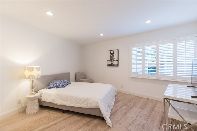 Detail Gallery Image 10 of 25 For 23760 Oakfield Rd, Hidden Hills,  CA 91302 - 4 Beds | 3/1 Baths