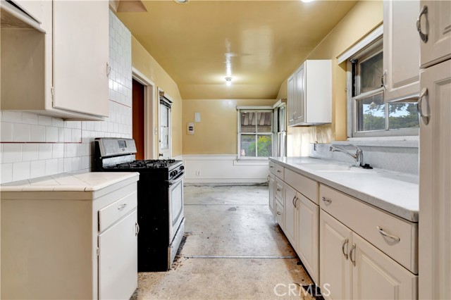 Detail Gallery Image 9 of 26 For 501 S Lake St, Burbank,  CA 91502 - 2 Beds | 1 Baths