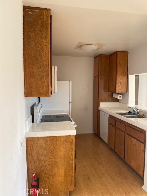 Detail Gallery Image 15 of 16 For 5460 White Oak F202,  Encino,  CA 91316 - 2 Beds | 2 Baths