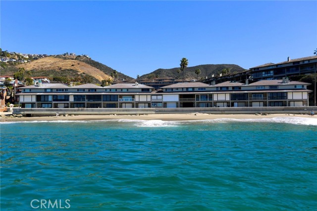 Detail Gallery Image 24 of 38 For 106 Blue Lagoon, Laguna Beach,  CA 92651 - 4 Beds | 3 Baths