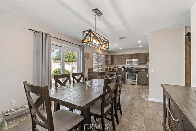 Detail Gallery Image 13 of 40 For 31390 Cala Carrasco, Temecula,  CA 92592 - 4 Beds | 2/1 Baths