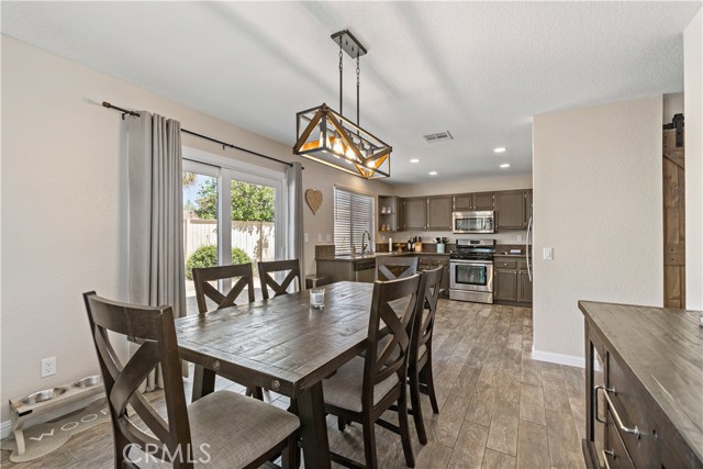 Detail Gallery Image 13 of 40 For 31390 Cala Carrasco, Temecula,  CA 92592 - 4 Beds | 2/1 Baths