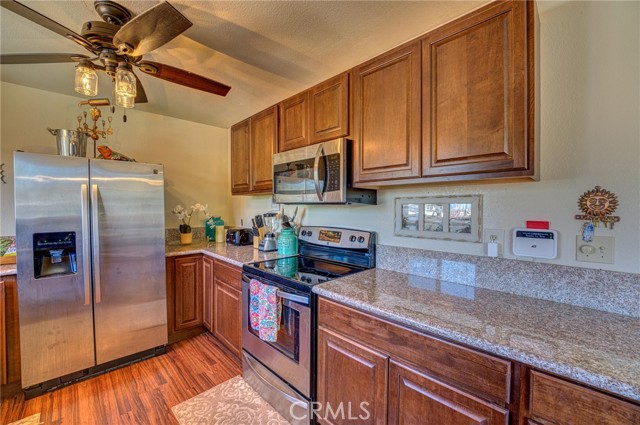 Detail Gallery Image 17 of 39 For 695 Bass Ln, Clearlake Oaks,  CA 95423 - 3 Beds | 2 Baths