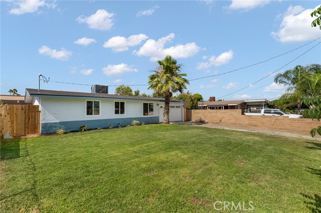 530 E 3rd Street, Rialto CA: https://media.crmls.org/medias/37d82836-e302-41e4-b4c0-99619acdf642.jpg